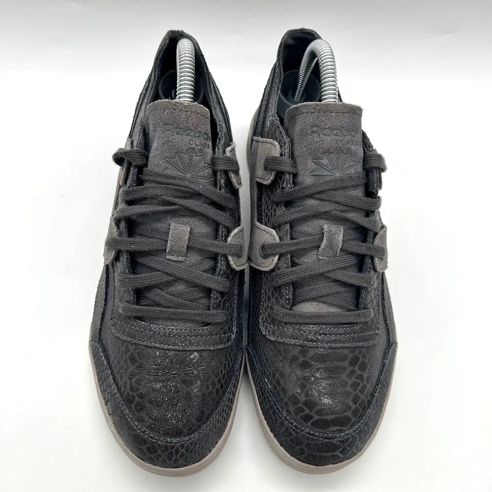 Reebok Workout Plus Sneakers Low Top Casual Shoes Men's 8.5 Gray‎ Snake Print